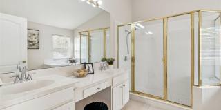 353 BAY ARBOR Gallery 21