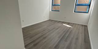 24 Elm St Gallery 2