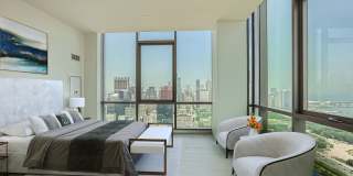 Sentral Michigan Avenue Gallery 13