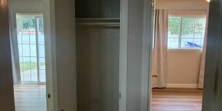 3 Bedrooms with big backyard Gallery 16