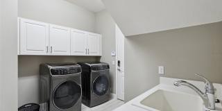 7556 JOHN HANCOCK DRIVE Gallery 37