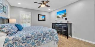 Gorgeous 4 bedroom pool house for rent w/ deeded beach access + pool & yard service included in the rent! Gallery 36