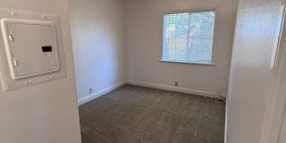 OCEAN BEACH - Spacious 2 bedroom with bonus room/office property close to OB Park & More! Gallery 8