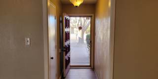 Available May! Cozy and comfortable 3/2/2 Home Gallery 4