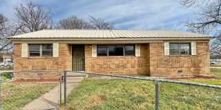 Price Drop!  Viewable Now!  Small Pets Accepted! Gallery 3
