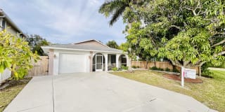 671 94th Ave N. Gallery 1