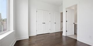 211 Bass Street SW Gallery 26