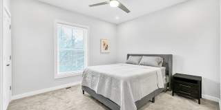 Newly Renovated 2 Bed, 2.5 Bath Furnished Home in Columbus Gallery 21