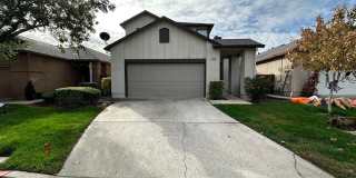 Beautiful 4 Bedroom 3 Bathroom Brentwood Home Gallery 1