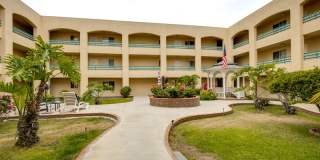 Beethoven Garden Apartments Gallery 3
