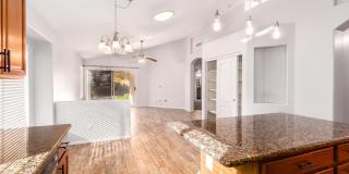 18624 N 2nd Avenue Gallery 10