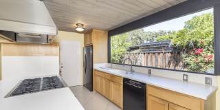 Charming Eichler in Super Desirable Community Center! Gallery 11