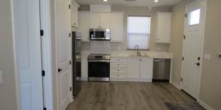 Modern 1 Bedroom Apartment in Desirable San Luis Ranch Homes- All Utilities Included Gallery 4
