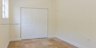 5520 Hayes St Gallery 20