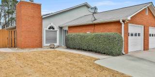 Immaculate 2bed/2ba in Fayetteville with Lawn Care Included Gallery 1