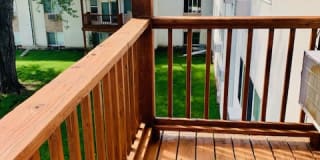 East River Plaza Gallery 3