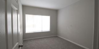 Long Realty & Property Management - 3 Bedroom Condo in Gated Community with Amenities Gallery 21