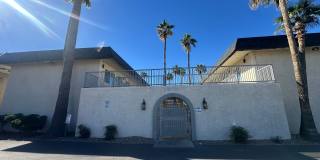 4424 Bellevue Newly Renovated Apartments with All Appliances Included! Gallery 26