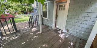 Cute 3 Bedroom, 1 Bathroom House on Sunset Hill! Gallery 24