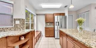 1718 NW 97th Ave Gallery 19