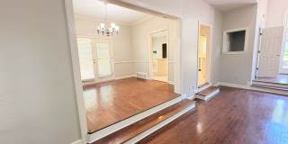 Newly Painted Germantown Home Minutes Away From Thornwood Market Row. Pets Are Welcome With Owner's Approval, Fees Will Apply. Gallery 10