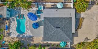 2084 GROVE STREET Gallery 22