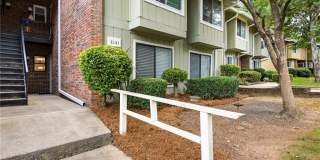 2183 Surrey Court SE Gallery 2