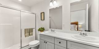 NEW MODERN HOME Gallery 4