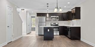 Gorgeous New Construction 3 Bed/3.5 Baths Gallery 4