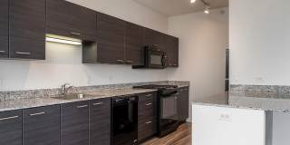 801 N Clark St Gallery 5