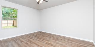 2351 South Wall Street - A Gallery 3