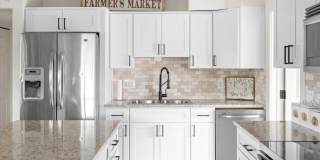 423 N 73rd Place Gallery 12