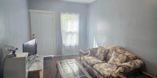 4613 Maryland Street Gallery 4