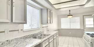 3425 E GLEN Drive Gallery 6