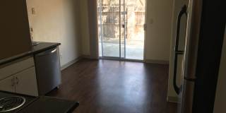 Beautifully Updated 2 Bed 2 Bath Gallery 8
