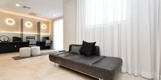 Legacy at 15th Gallery 18