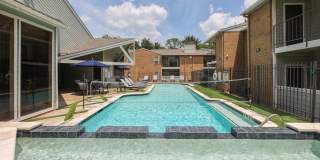 Deerwood Apartments Gallery 11