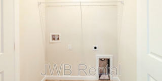 855 Ionia St Gallery 13