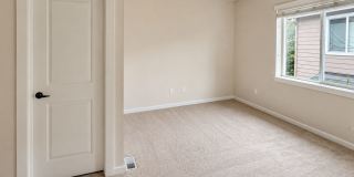 Spacious 5-Bed, 2.5-Bath Single-Family Home in Redmond Gallery 30
