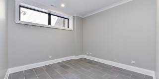 2135 N Lakewood Avenue Gallery 27