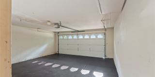 476 N Oliver Avenue Gallery 13