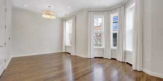 105 West Chestnut Street Gallery 33