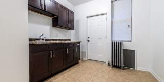 5125 W Madison St Gallery 2