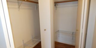 380 Place Lane Gallery 21