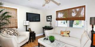 Crestwood Apartments Gallery 10