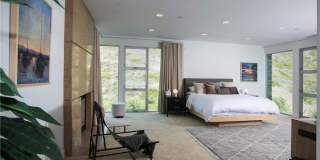 533 Temple Hills Drive Gallery 15