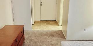 Studio Apartment on Las Vegas Strip - Close to all of the Excitement & More!! Gallery 38