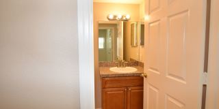 Single Family Home 4 Bedroom 2.5 Bath, 2 car garage for rent at 527 Bristol Cir, Kissimmee, FL 34758 Gallery 11
