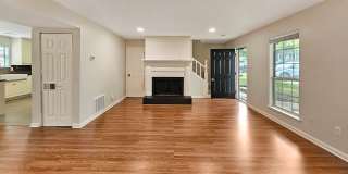 COMING SOON: Beautifully Updated 2/2.5 Townhome Near Truist Park Gallery 12