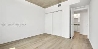 475 NE 125th Gallery 7